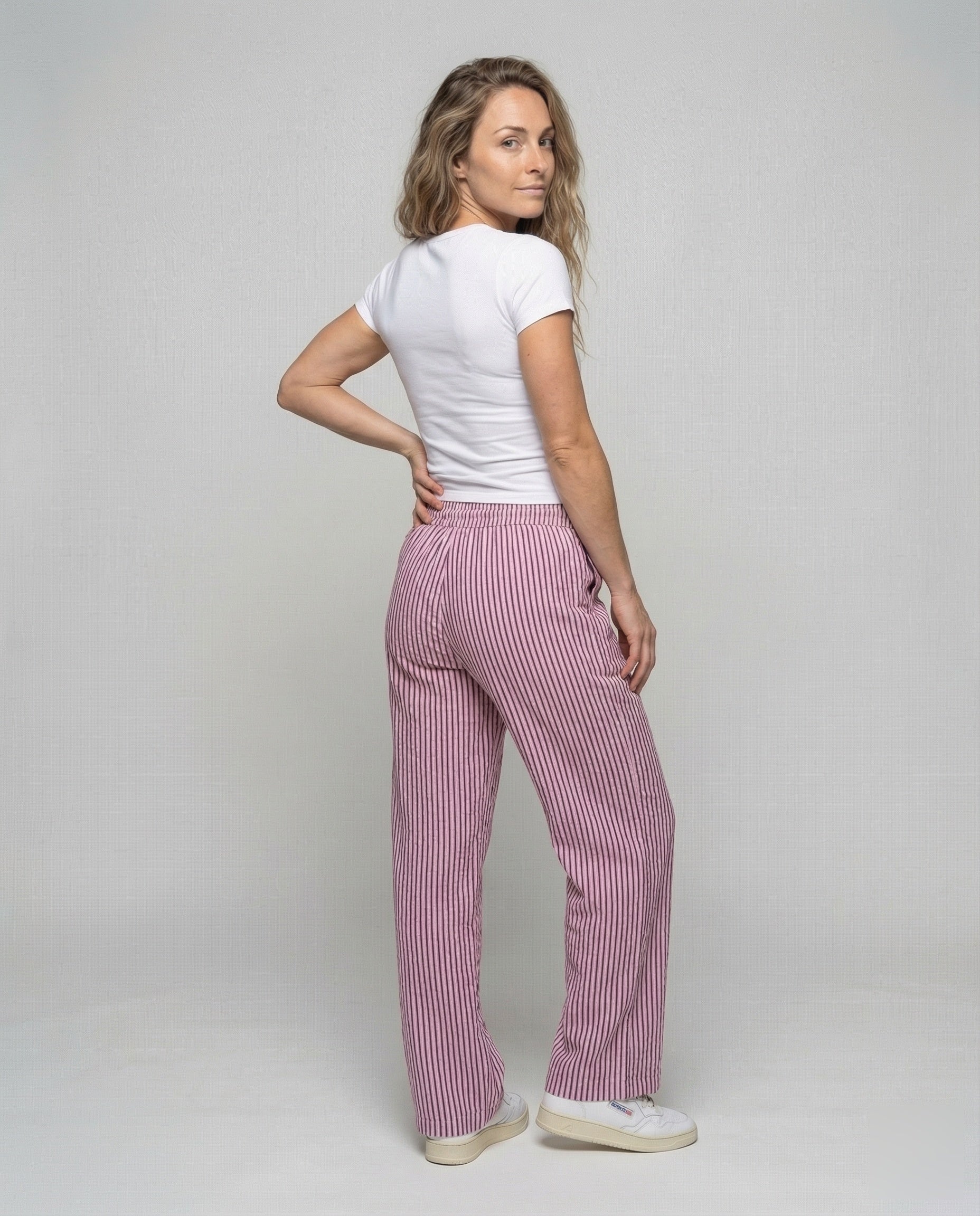 Product 15548854894922 - back_view