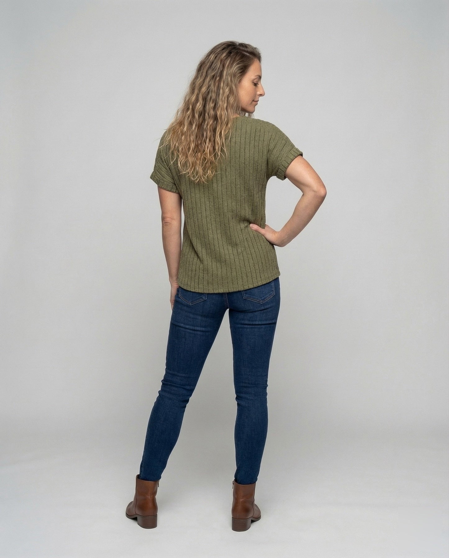 Product 15548856598858 - back_view