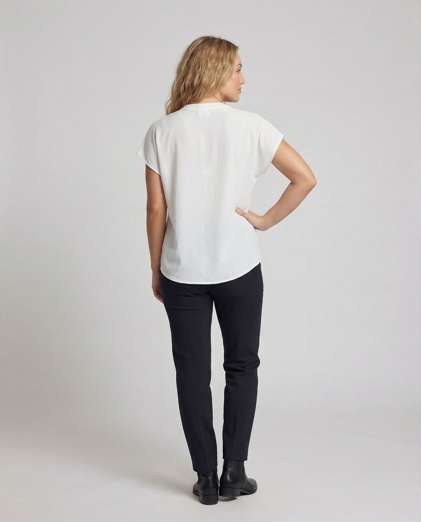 Product 15548860662090 - back_view