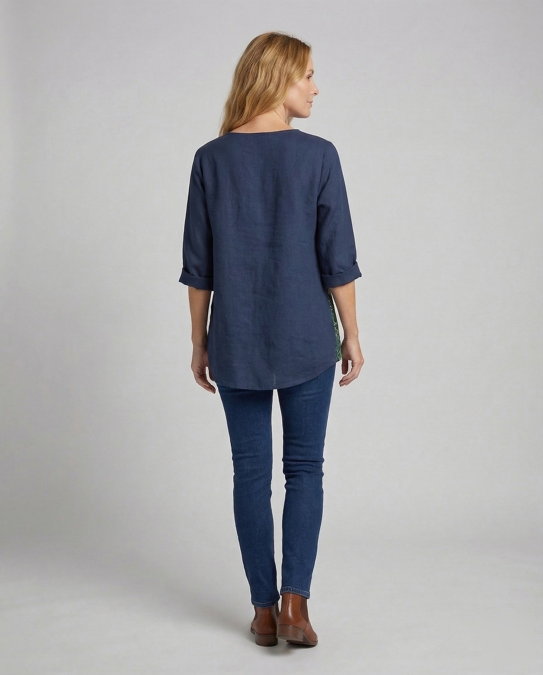 Product 15548863512906 - back_view