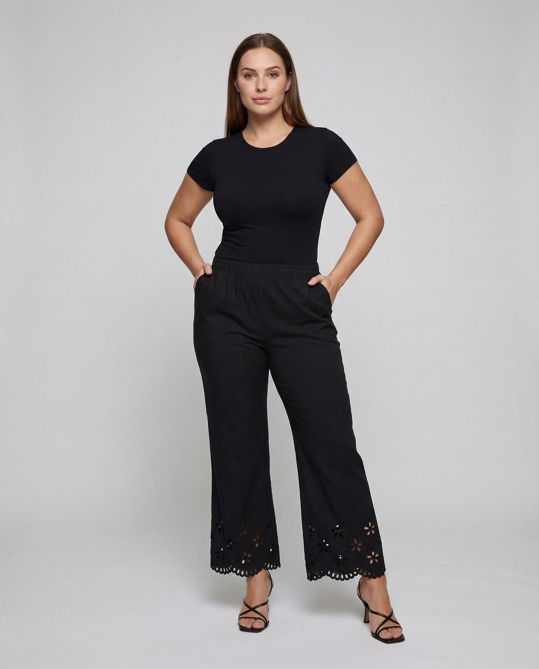 Damen Spitzenbluse Stehkragen Puffärmel Weiß - Eveloria
