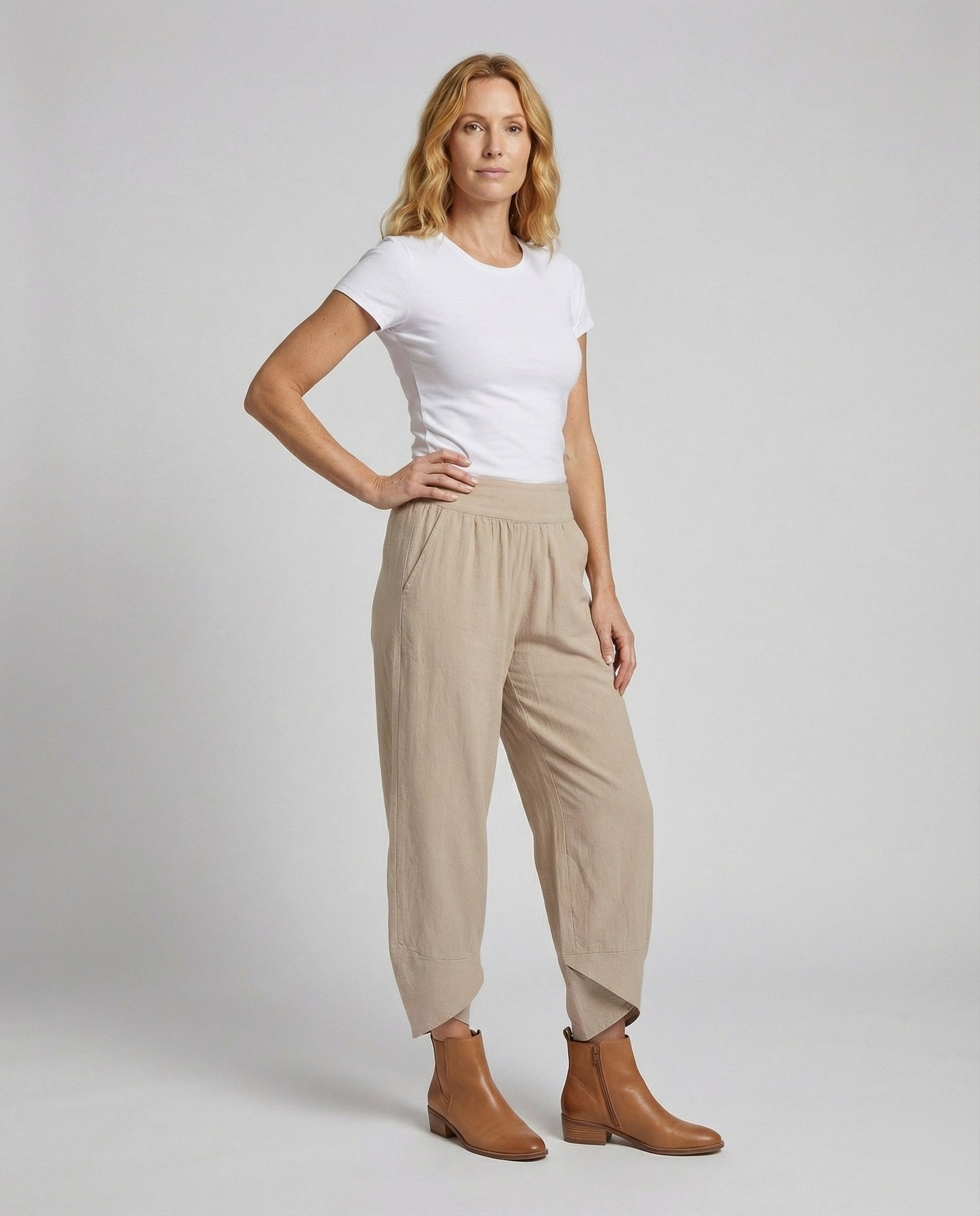 Damen Relaxhose Weite Passform Tulpen-Saum - Eveloria