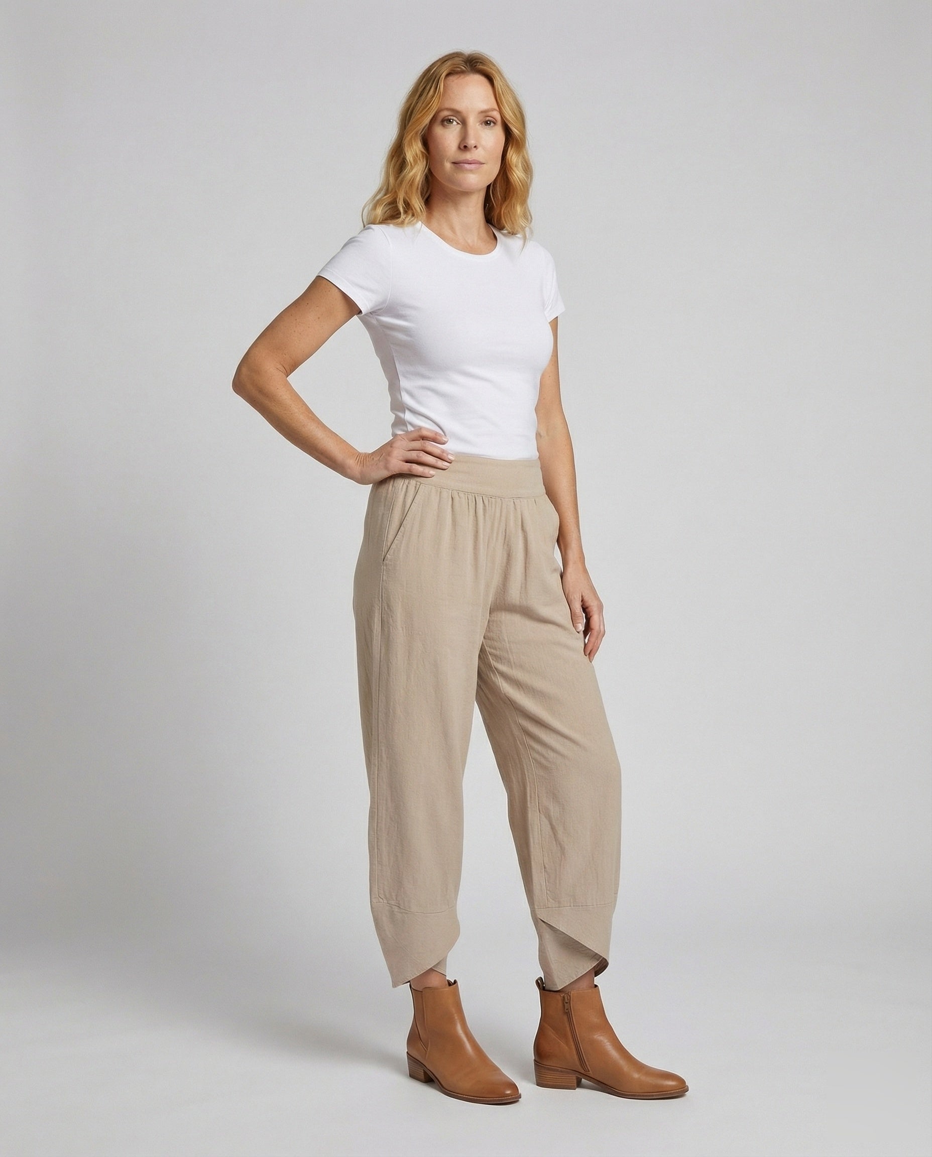 Damen Relaxhose Weite Passform Tulpen-Saum - Eveloria