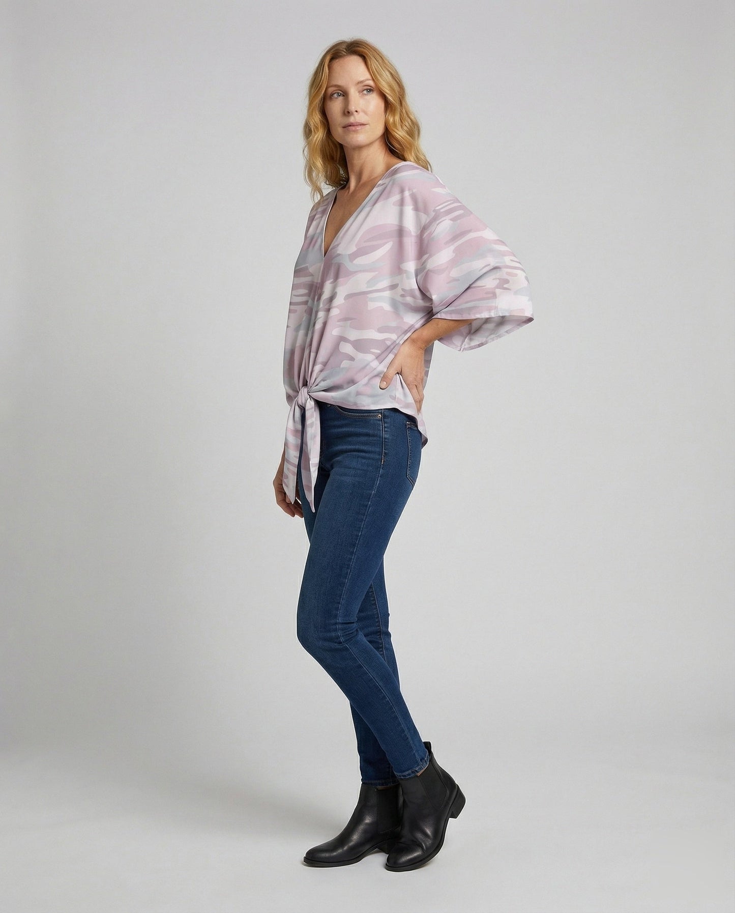 Damen Bluse V-Ausschnitt Floralmuster Kimonoärmel - Eveloria