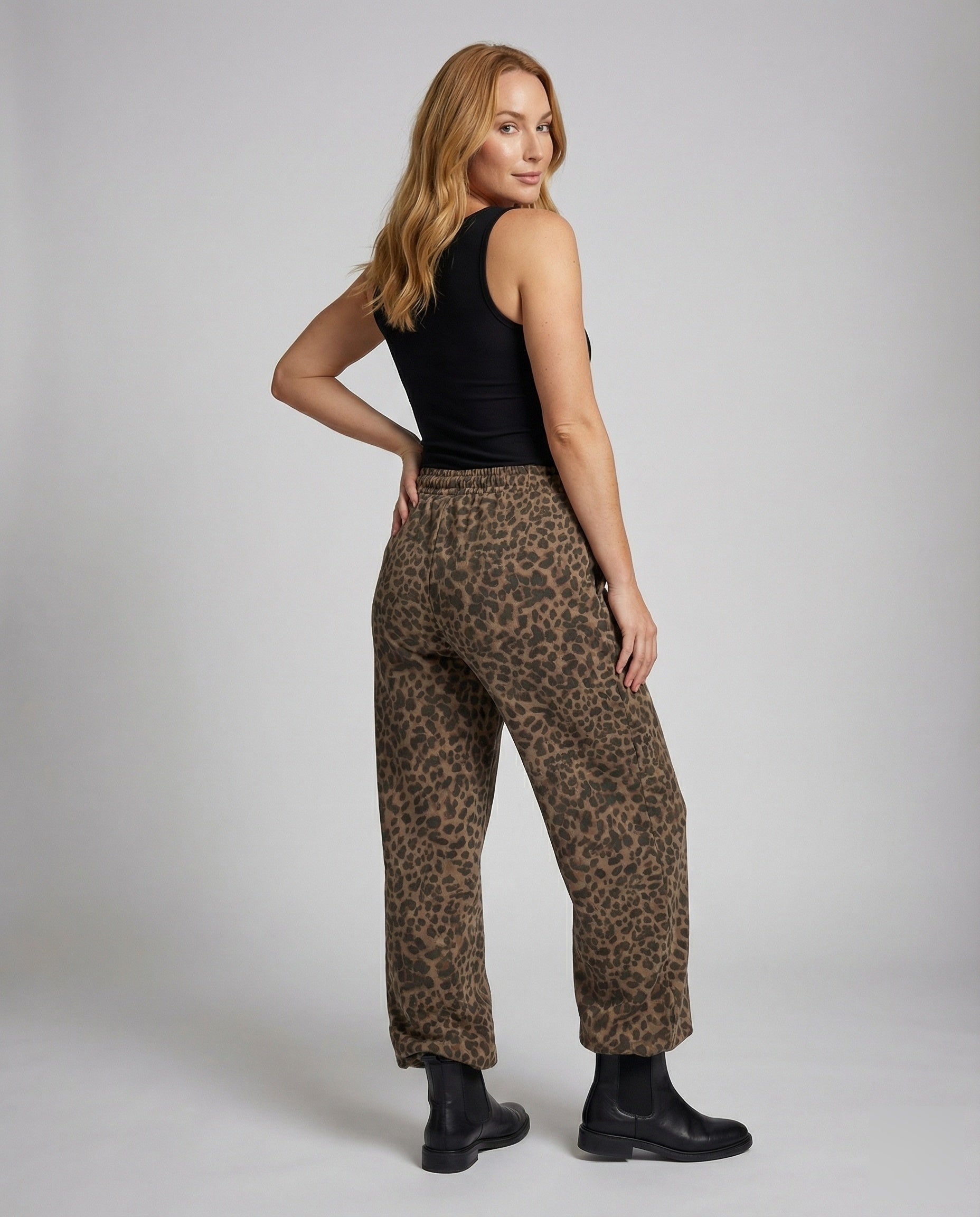 Product 15548907880778 - back_view