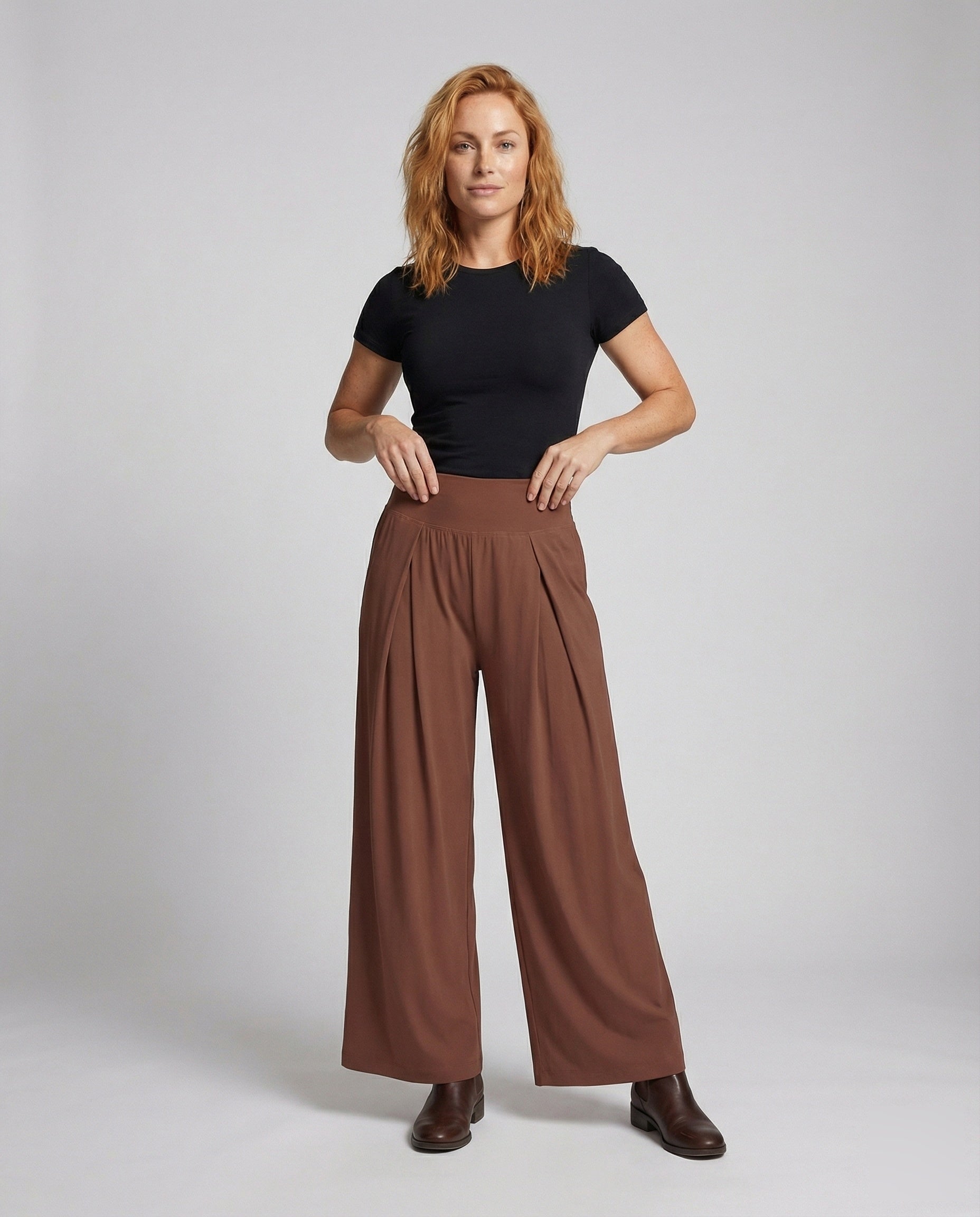 Damen Relaxhose Weite Passform Stretchbund Schwarz - Eveloria