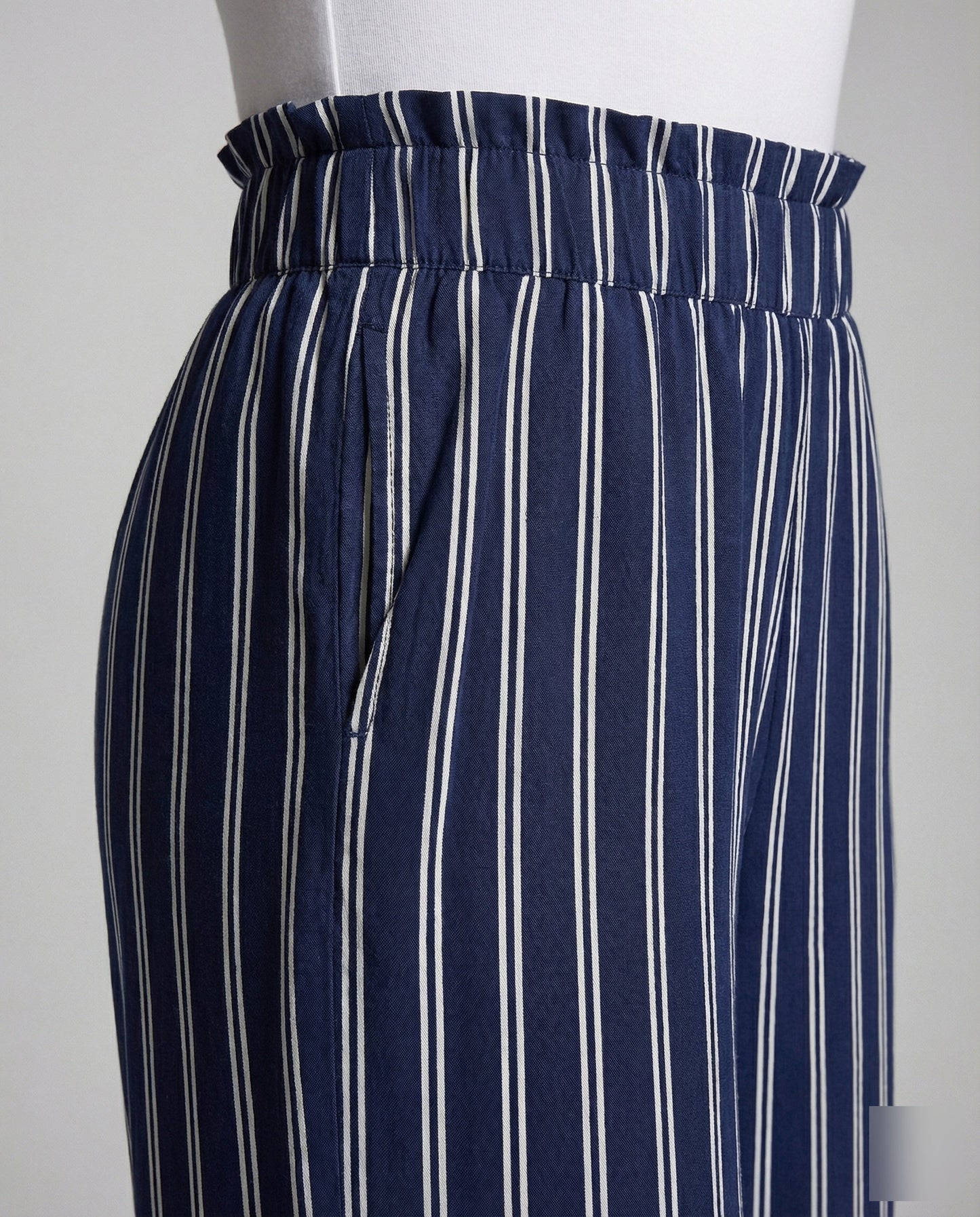 Product 15548908568906 - close_up_detail