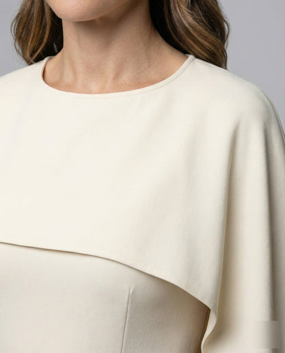 Damen Minikleid Cape-Style mit Taillengürtel