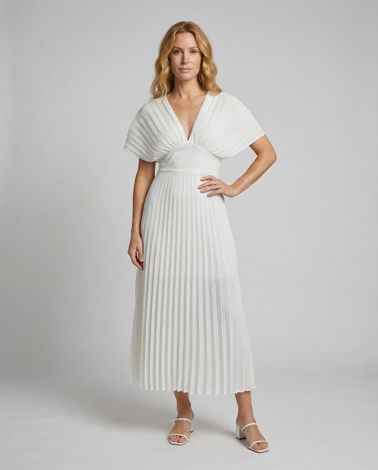 Damen Maxikleid Plissiert Flügelärmel - Eveloria