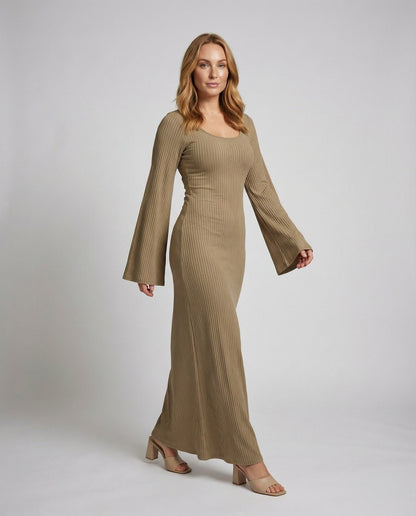 Damen Rippstrick Maxikleid mit Trompetenärmeln - Eveloria