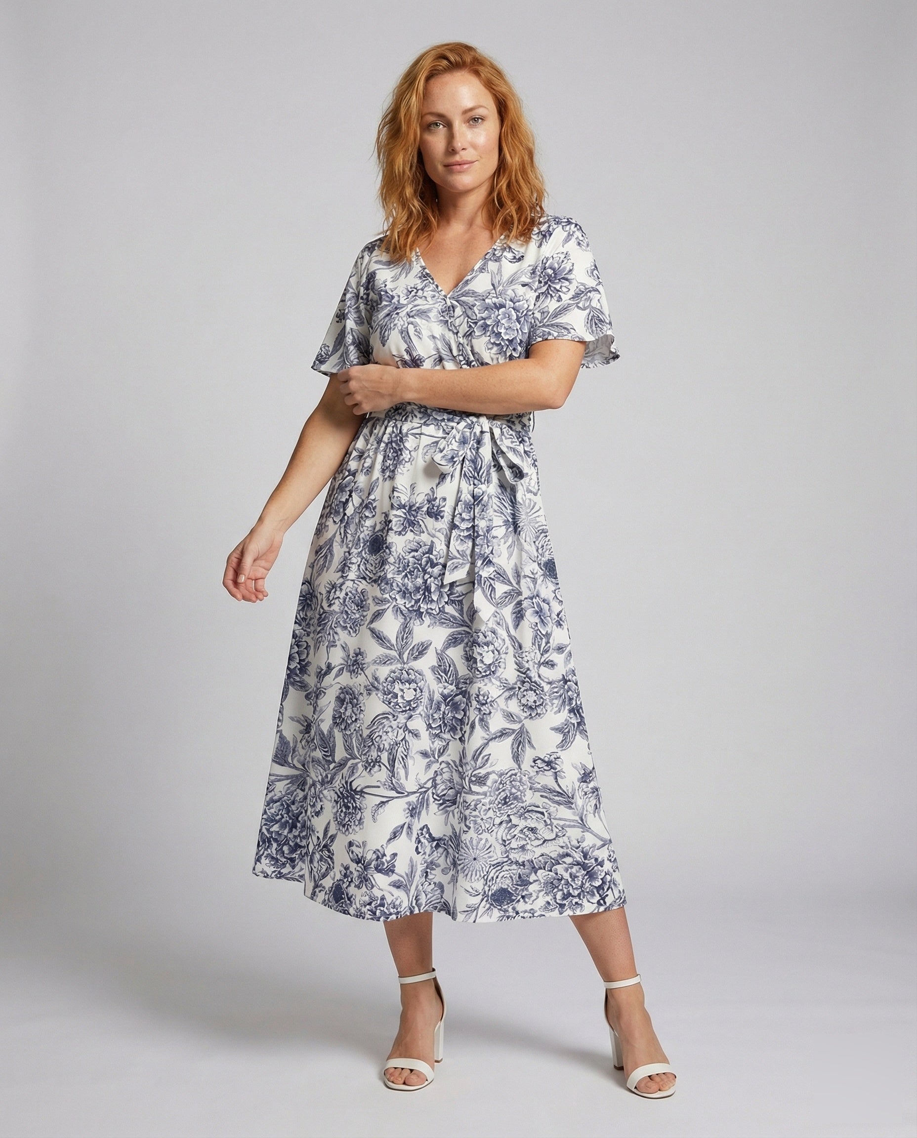 Damen Wickelmaxikleid Tailliert Mit Bindegürtel - Eveloria