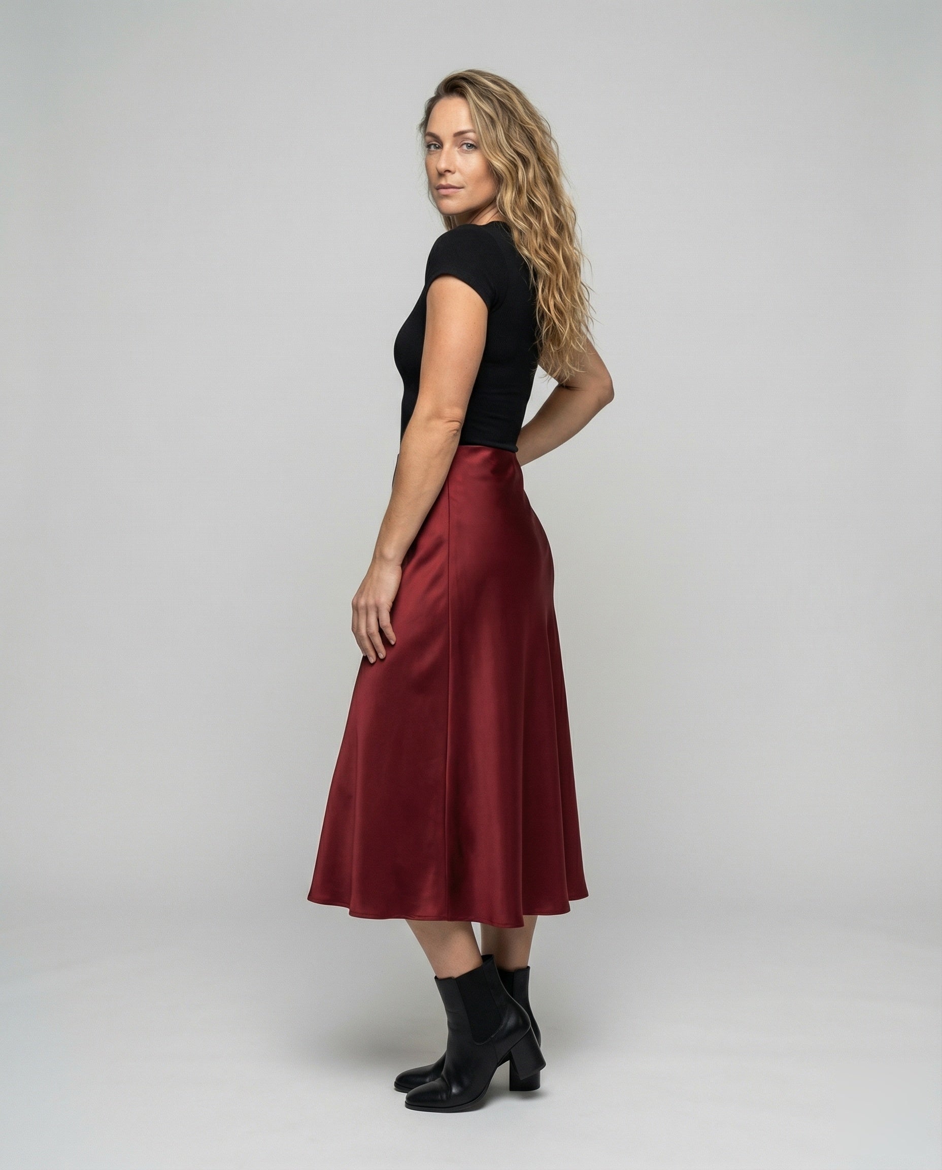 Damen Midirock A-Linie Satin Schwarz - Eveloria