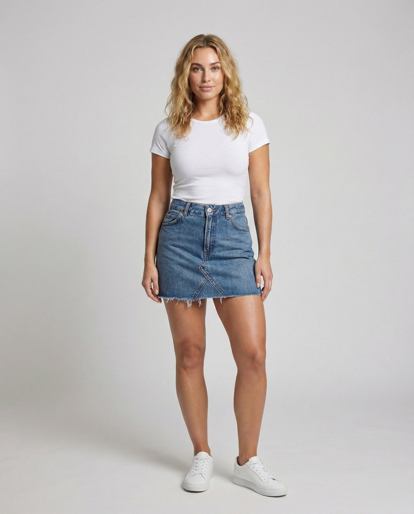 Damen Asymmetrischer Jeansmini-Rock - Eveloria