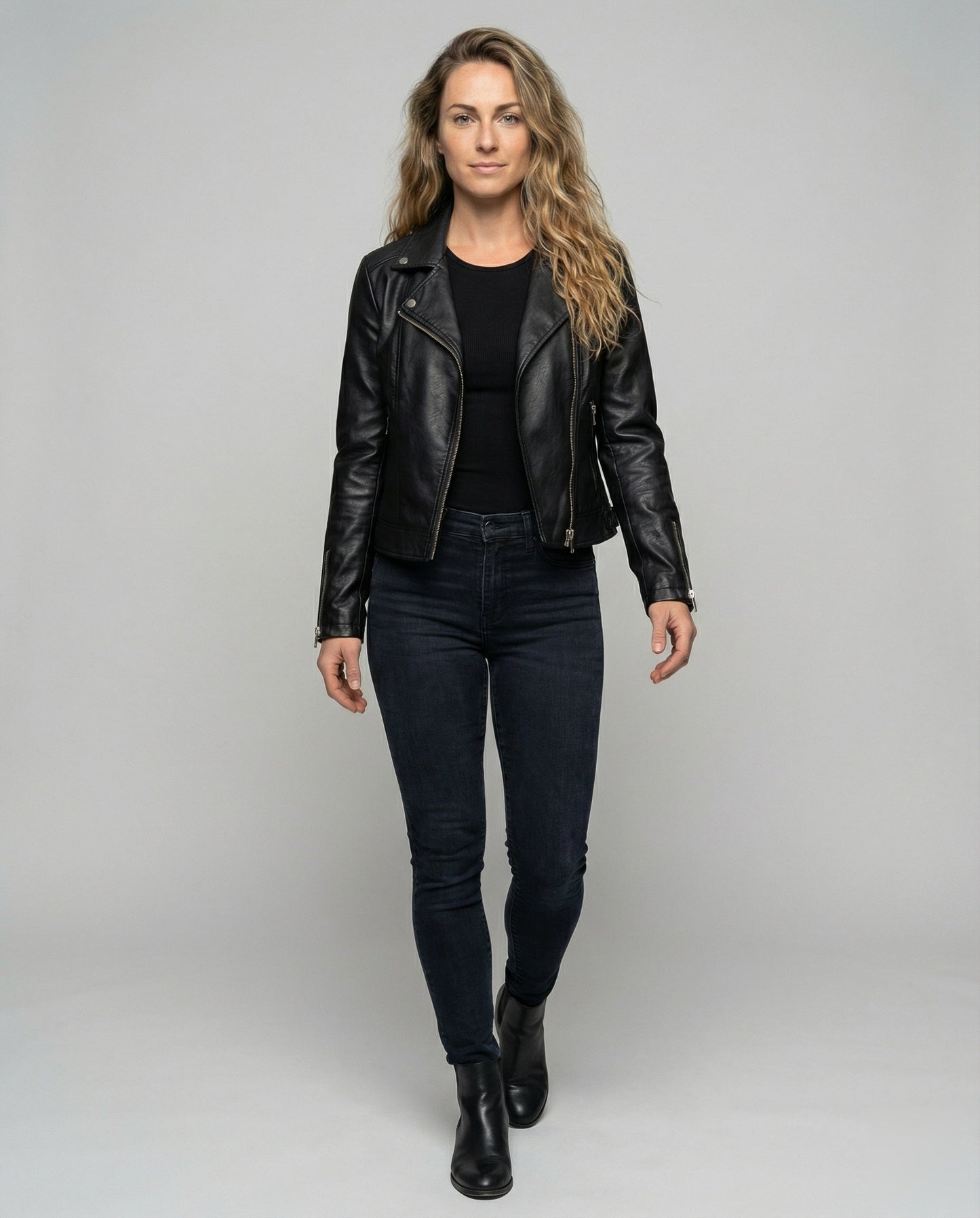 Damen Asymmetrische Lederjacke Bikerstyle Schwarz - Eveloria