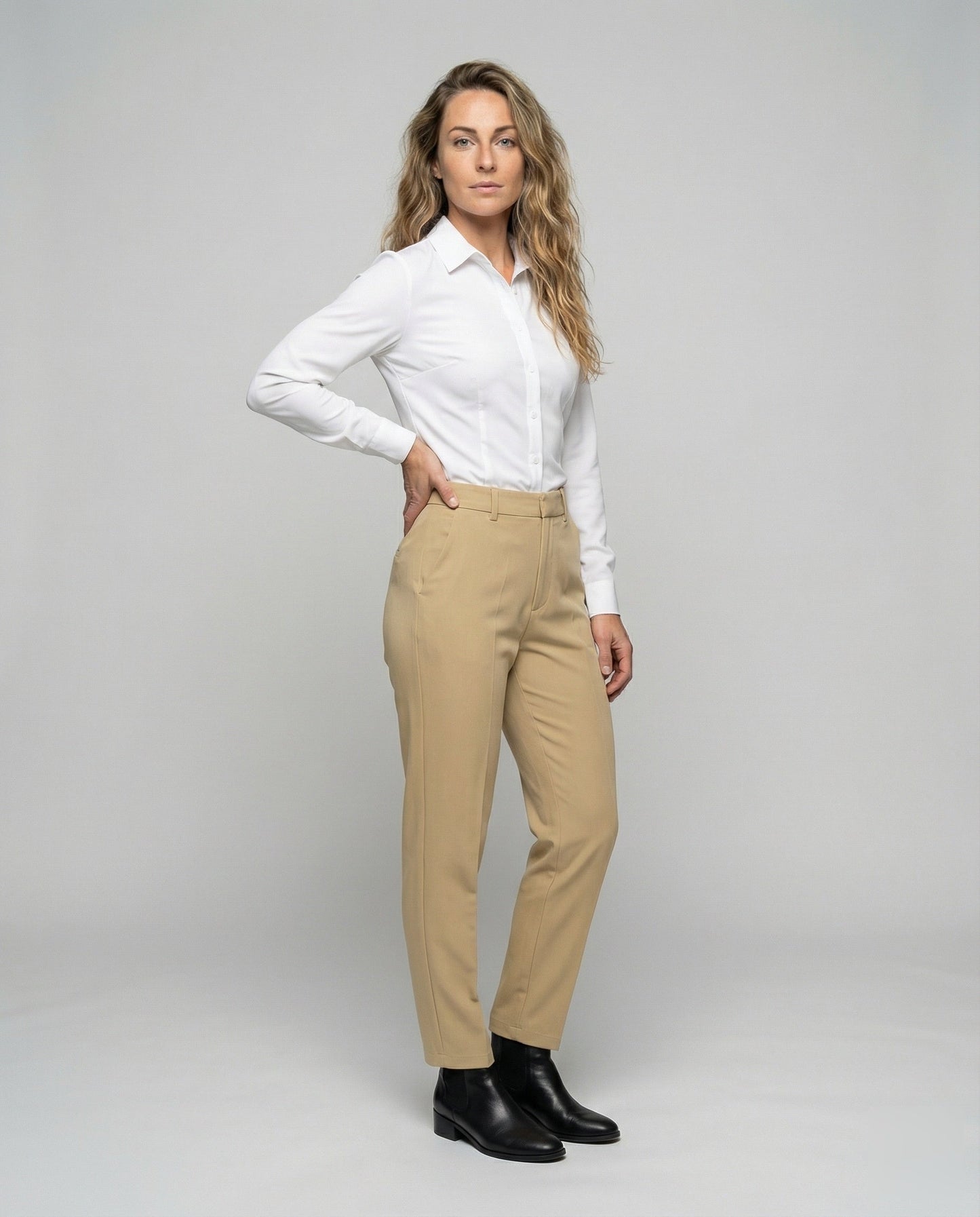Damen Taillierte Bundfaltenhose - Eveloria