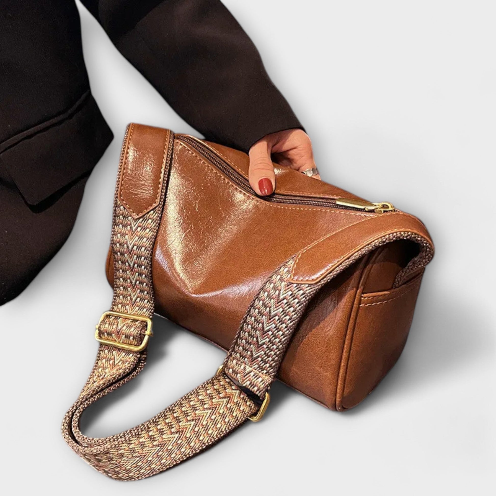 Anke Damen Schultertasche Alltag Leder Schwarz - Eveloria