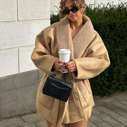 Damen Kunstledermantel Oversized mit Taillengürtel Schwarz - Eveloria