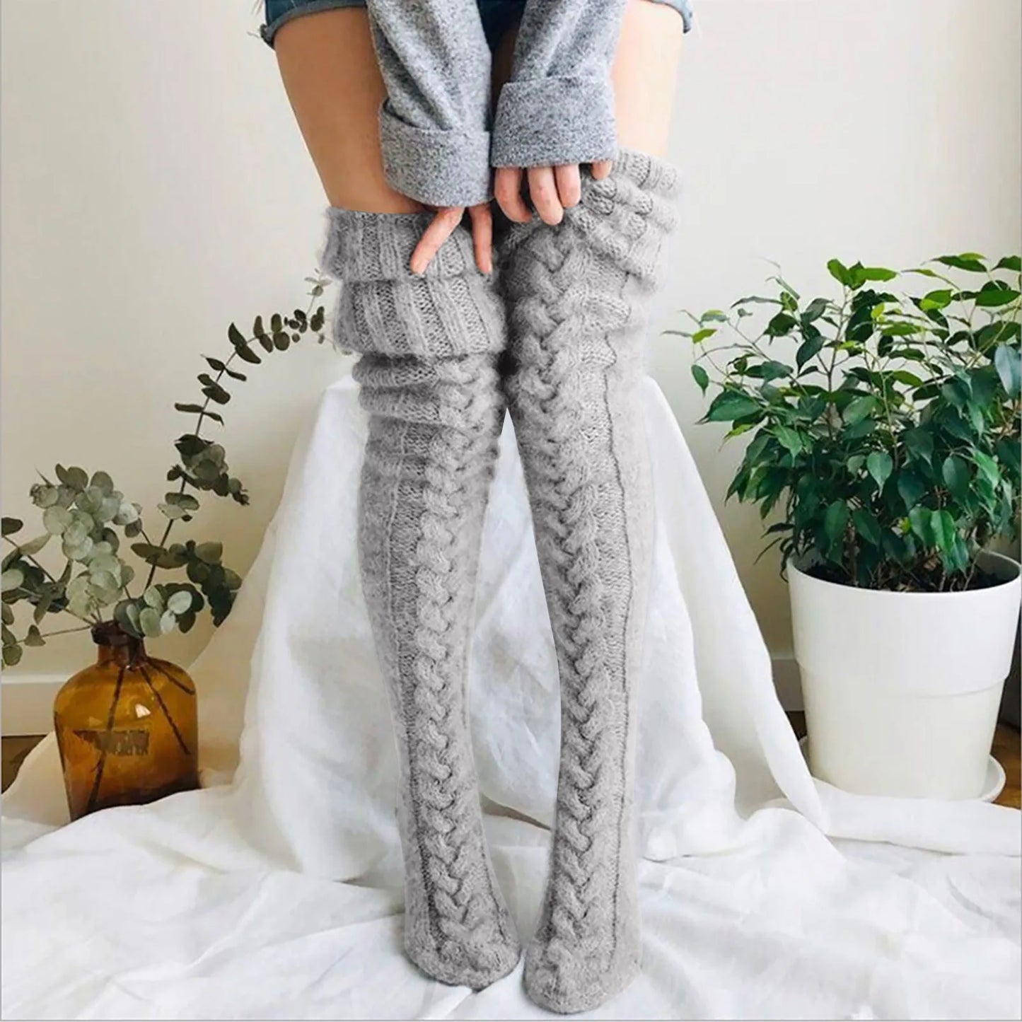 Damen Strick Overknee Socken Warm Weich Zopfmuster Schwarz - Eveloria