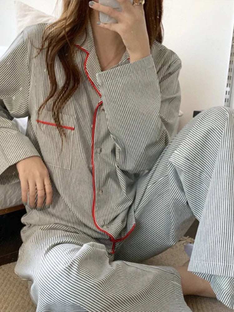 Damen Pyjama Set Zweiteiler Gestreift mit Knopfhemd und Hose