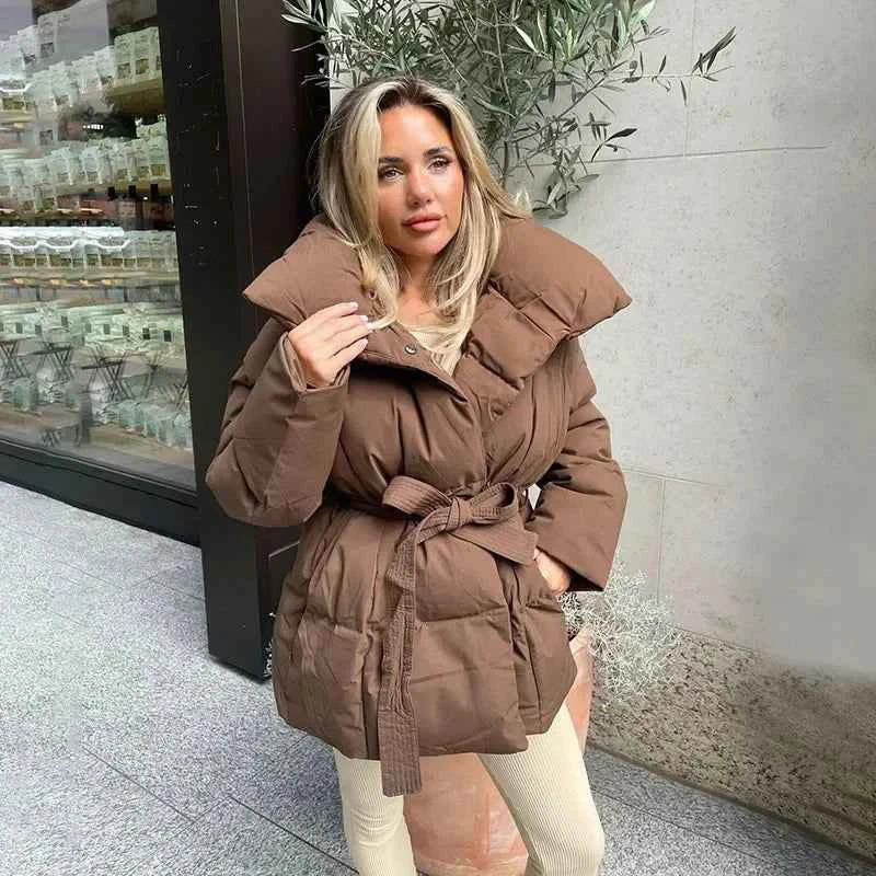 Damen Winterpufferjacke mit Gürtel und dicker Wattierung Schwarz - Eveloria