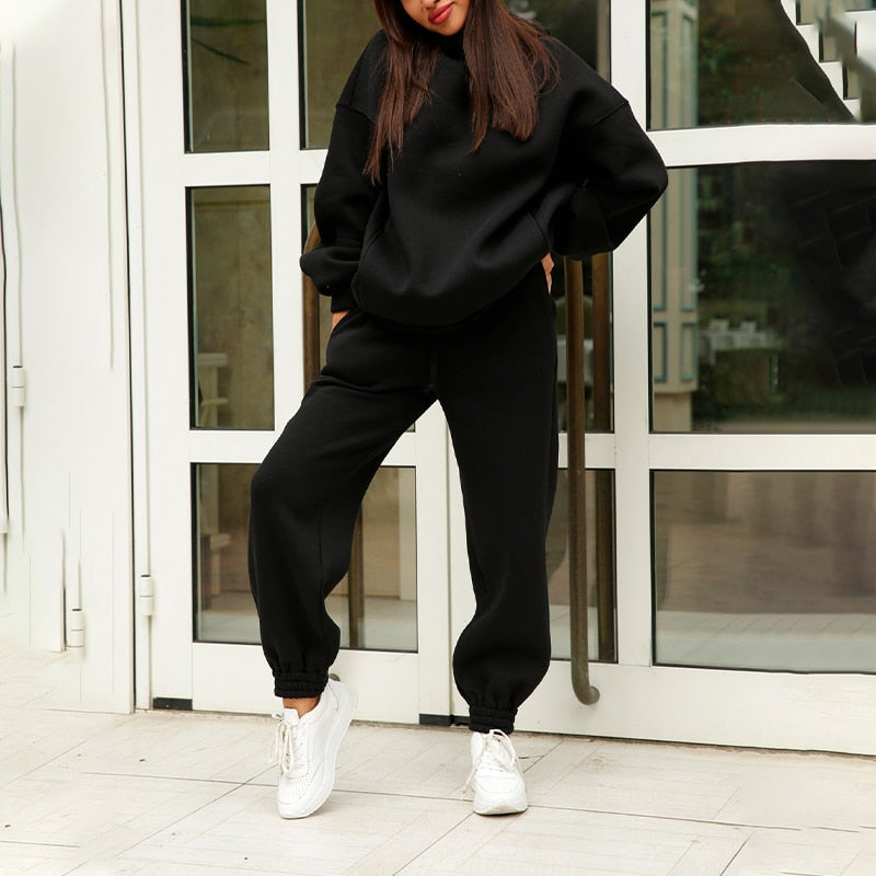 Damen Jogging-Set Oversized Weiche Baumwolle Kapuze Elastisch Schwarz - Eveloria