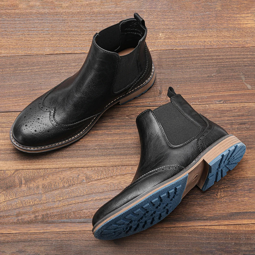 Herren Chelsea Stiefel Brogue Optik Leder Schwarz - Eveloria