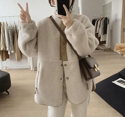 Damen Teddyjacke Beige Oversized mit Knöpfen
