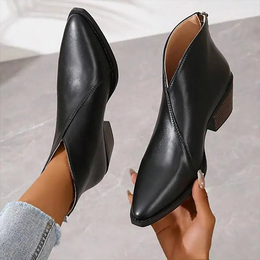 Damen Ankle Boots Blockabsatz Spitze Schwarz - Eveloria
