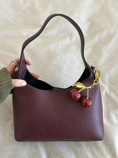 Damen-Tasche Kirschanhänger Leder