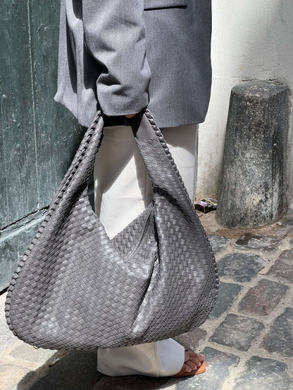 Charlyne Große Geflochtene Hobo Tasche
