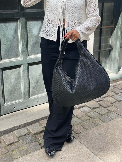 Charlyne Große Geflochtene Hobo Tasche