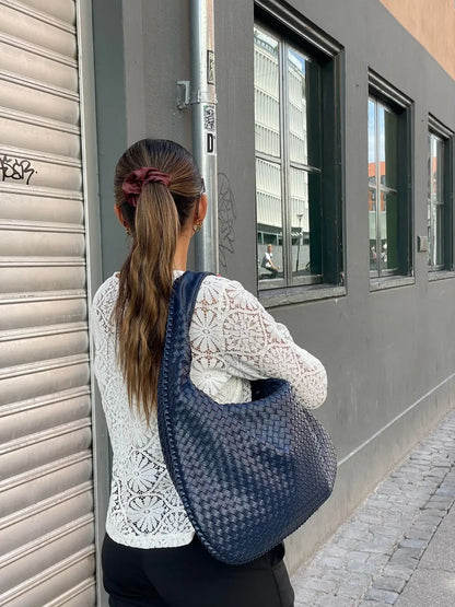 Charlyne Große Geflochtene Hobo Tasche