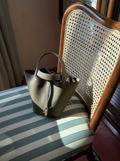 Zelinda Damen Bucket-Bag Kunstleder