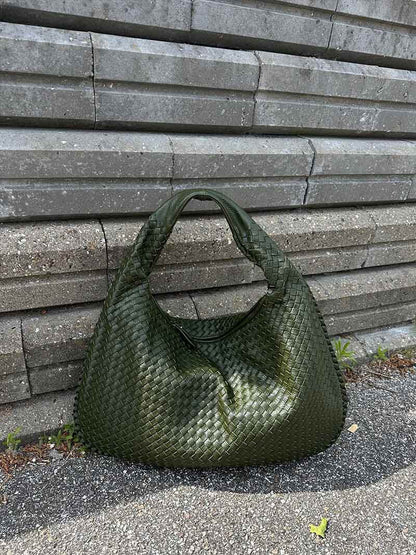Charlyne Große Geflochtene Hobo Tasche
