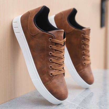 Turnschuhe | Leder | Bequem | Schnürschuhe | Herrenschuhe-Chaps Herrenmode