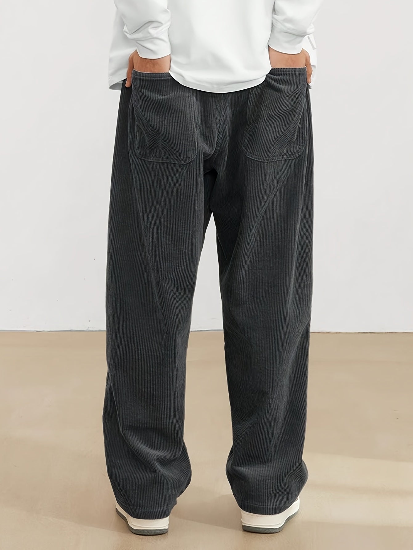Weite Hosen – gerippt – lockere Passform – Cordhosen – Herrenhosen-Chaps Herrenmode