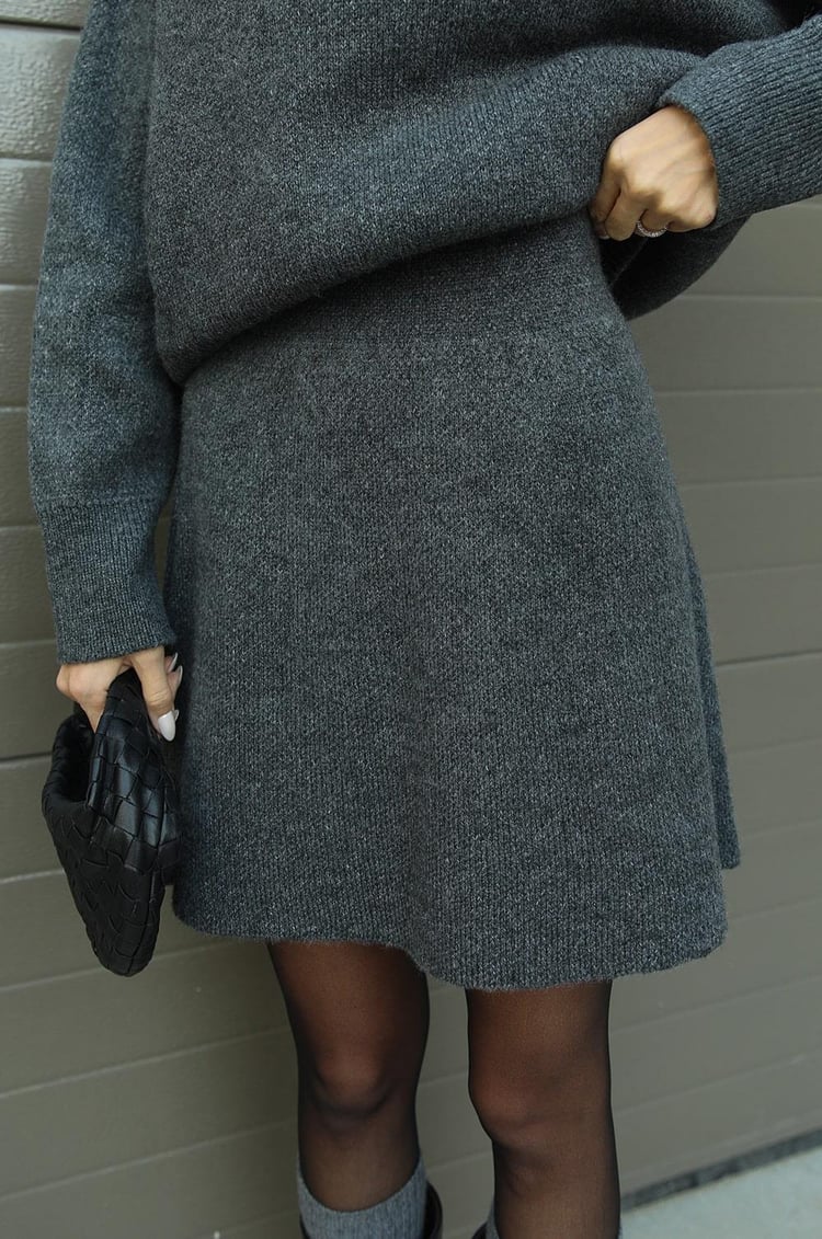Damen Strickpullover und Minirock Set Weich Beige