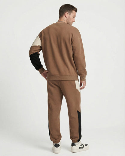 Herren Sweatset mit Print und Jogginghose wird zu:
Herren Sweatanzug