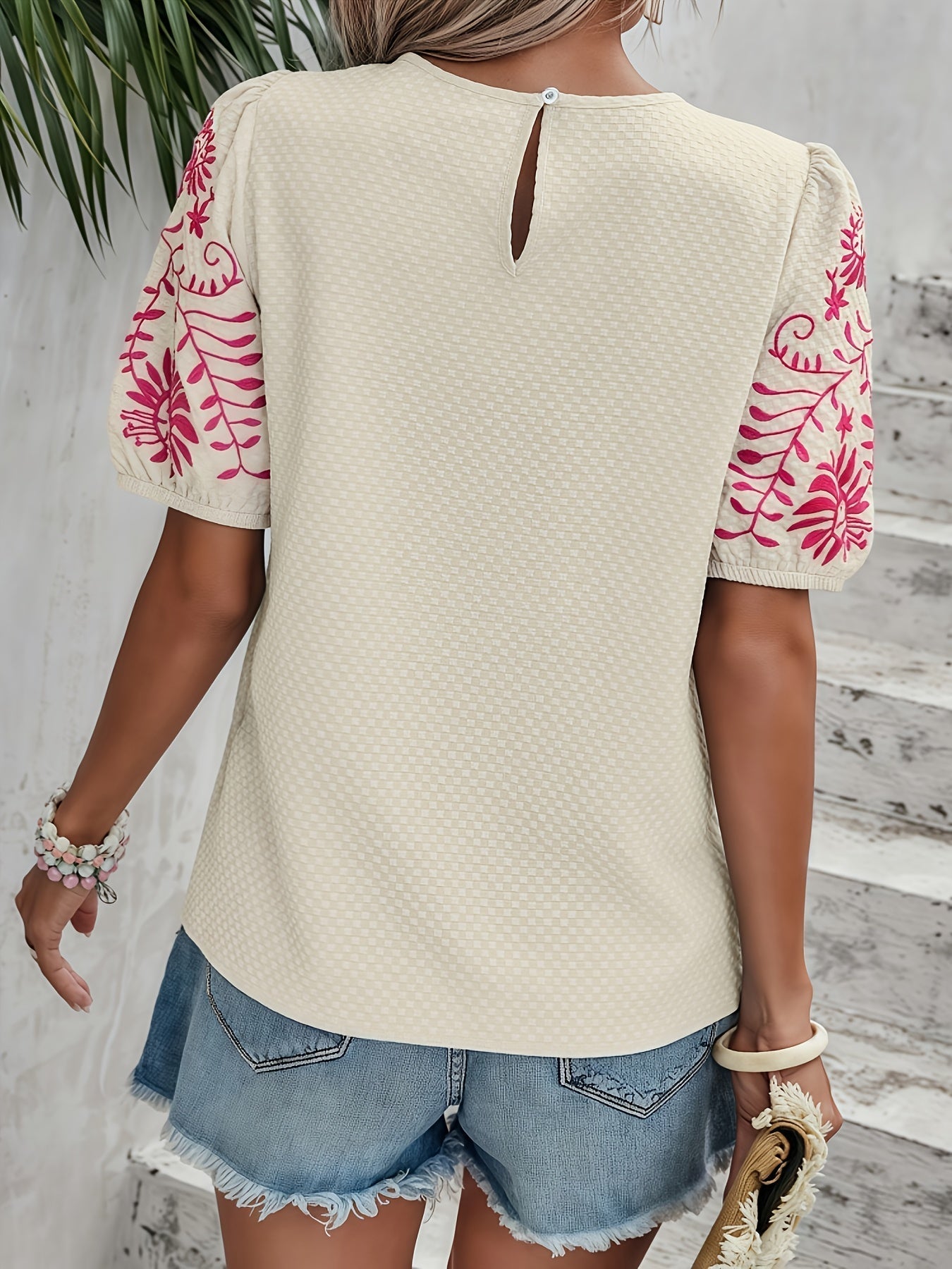 Damen Blusenshirt Puffärmel Florale Stickerei Sommerlich Weiß