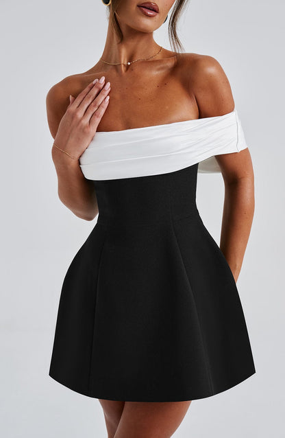 Schulterfreies Damenminikleid Kontrastoberteil