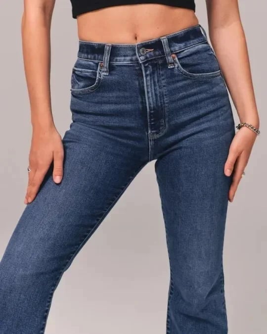 Noah Damen Highwaist Jeans