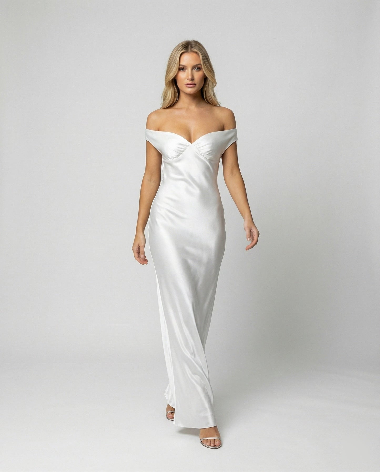 Damen Maxikleid Satin Elegant - Eveloria