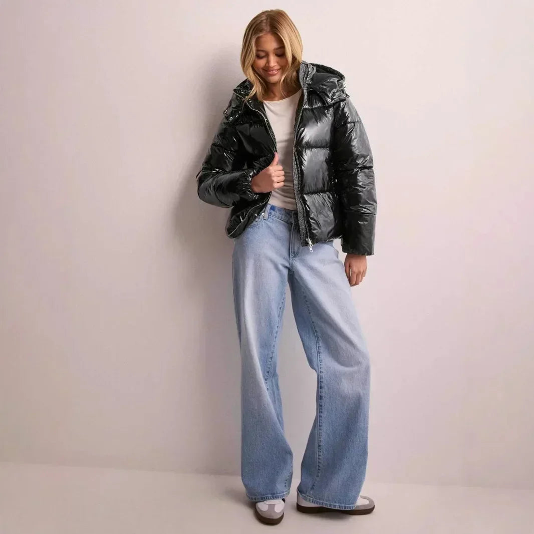 Damen Kurz-Pufferjacke Kapuze Leicht Glänzend