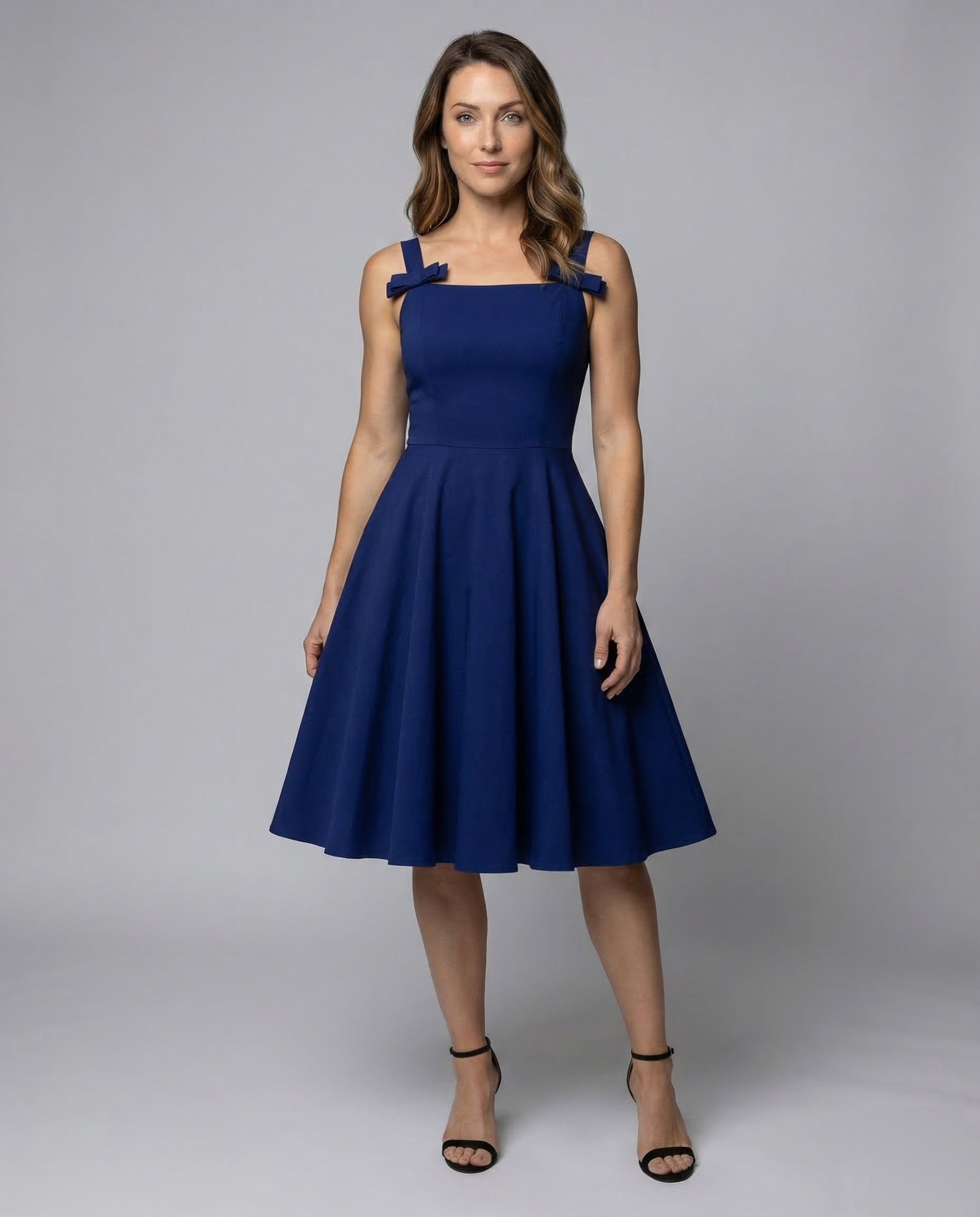 Damen Figurkleid Tellerrock - Eveloria