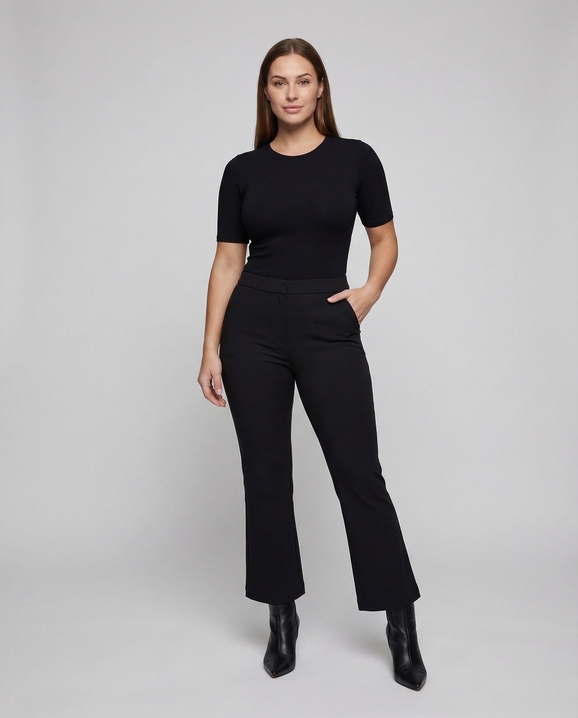 Damen Stretchhose Leicht ausgestellt Schwarz - Eveloria