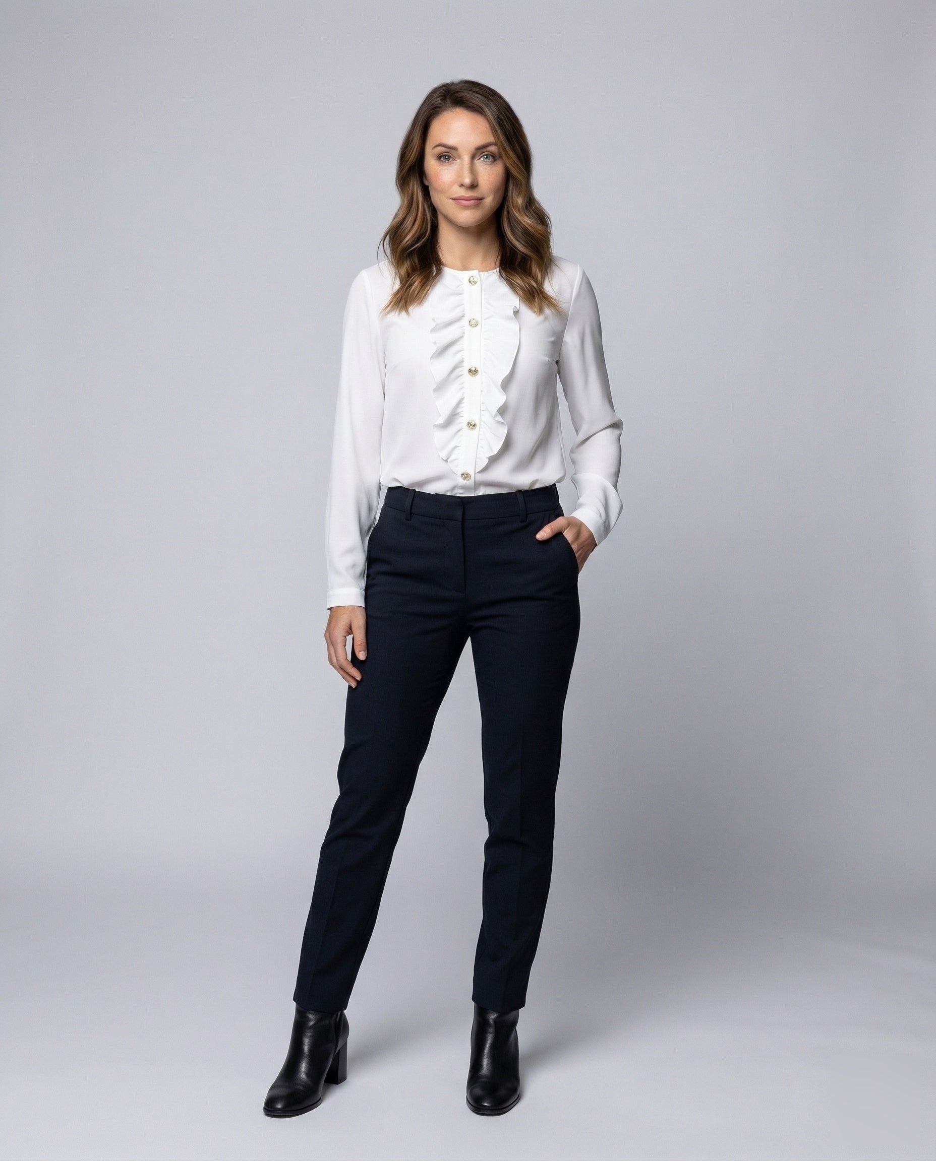 Damen Rüschenbluse Rundhals Metallknöpfe - Eveloria