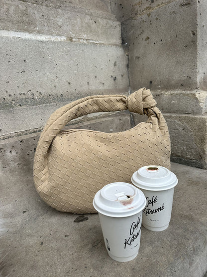 Geflochtete Hobo-Tasche mit Knoten-Detail Braun