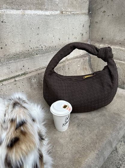 Geflochtete Hobo-Tasche mit Knoten-Detail Braun