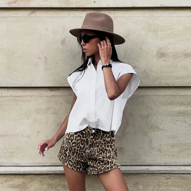 Eveloria Damen Leopard Denim Shorts